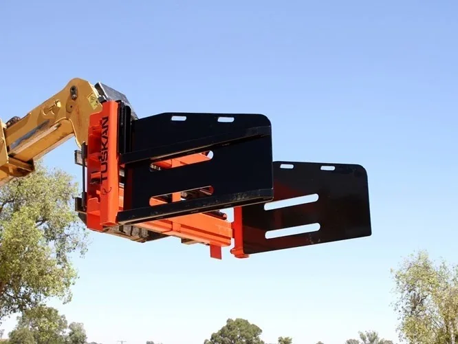 Optional Soft Hands fitted to a Tuskan attachment